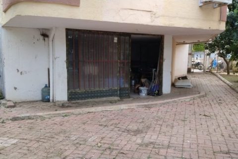Floor Shop that can be used as an office in the central conium for sale or in exchange for an apartment